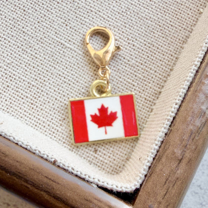American Flag Enamel Keychain Pendant ? Patriotic USA Flag Key Ring & Bag Charm