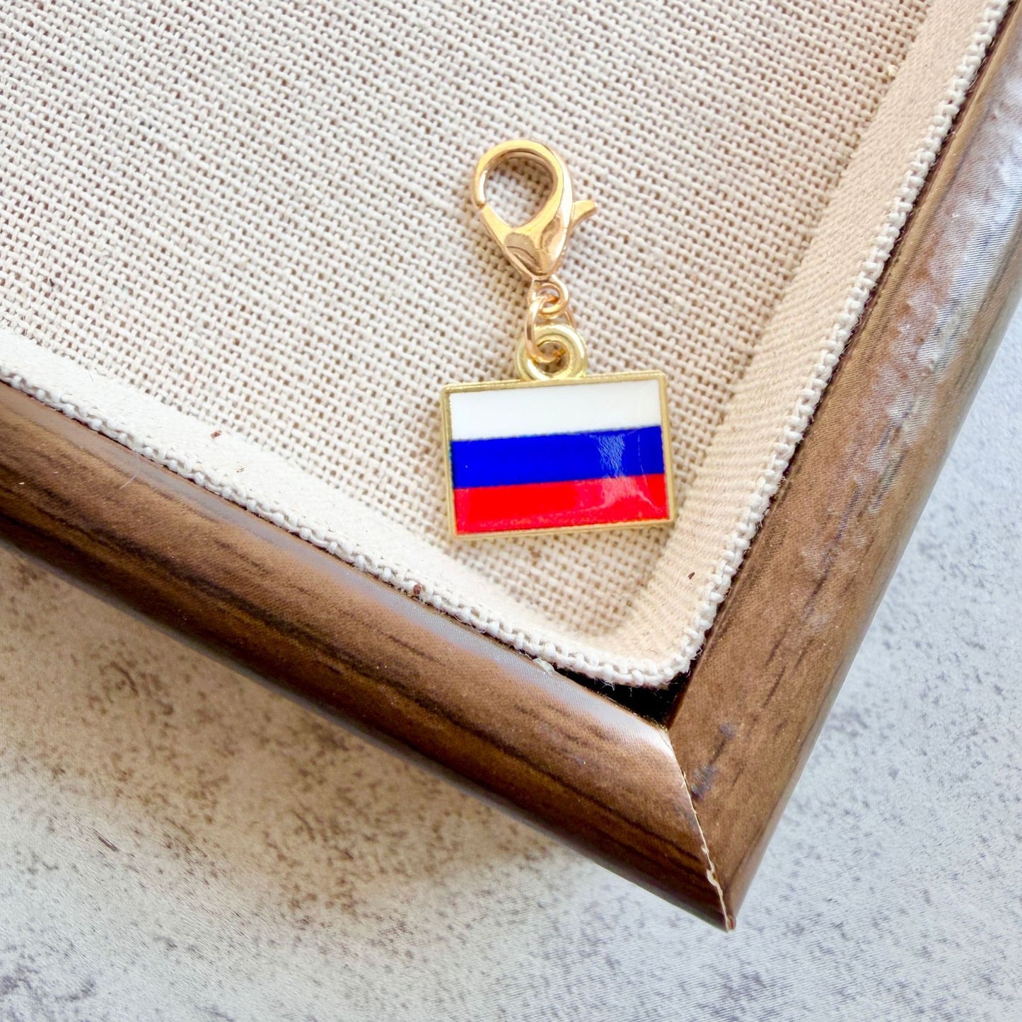 American Flag Enamel Keychain Pendant ? Patriotic USA Flag Key Ring & Bag Charm